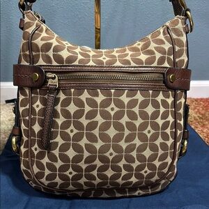 Fossil Leather Brown & Tan Crossbody Bag with Timeless Design EUC